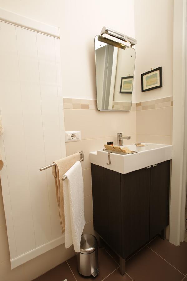 B&B Laurus Colosseo Roma Exterior foto